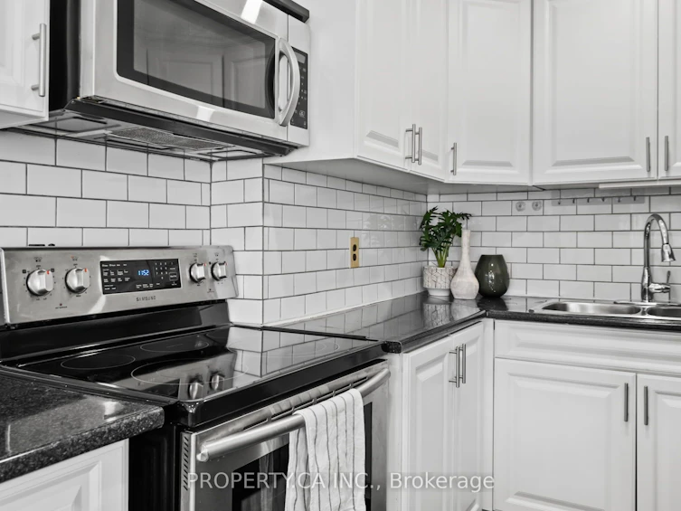179-1055 Dundas Street E, Mississauga, ON, L4Y 3X6 - 11