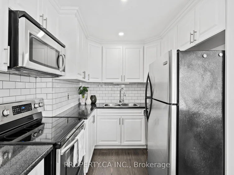 179-1055 Dundas Street E, Mississauga, ON, L4Y 3X6 - 12