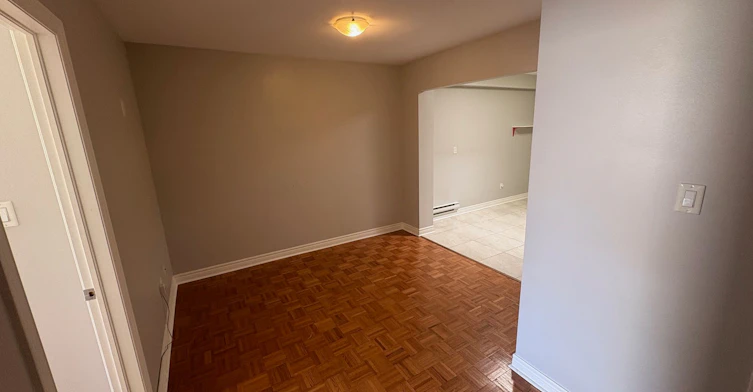 2-341 Lakeshore Road E, Oakville, ON, L6J 1J4 - 3