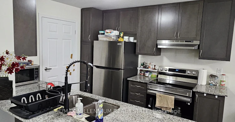 15-240 Lagerfeld Drive, Brampton, ON, L7A 5G9 - 5