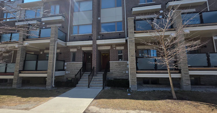 15-240 Lagerfeld Drive, Brampton, ON, L7A 5G9 - 2