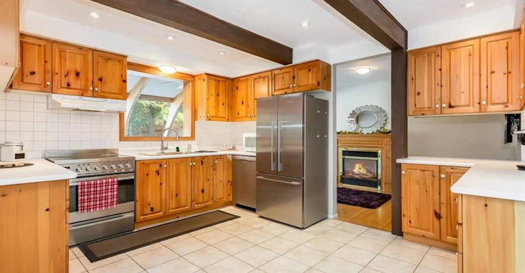 153 Ulster Drive, Oakville, ON, L6L 3P3 - 9