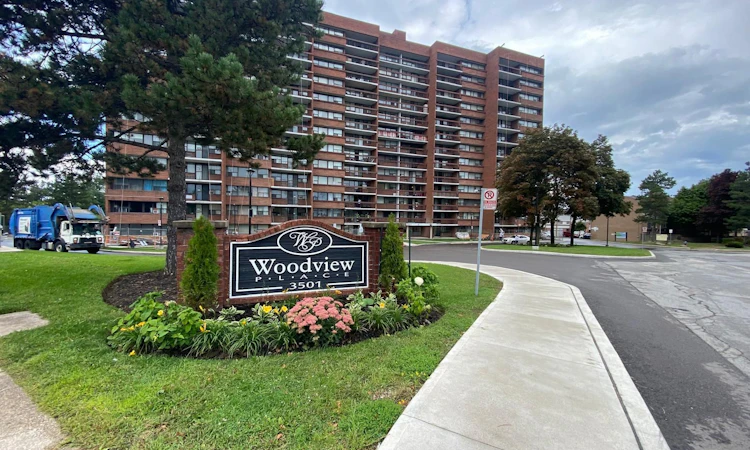 606-3501 Glen Erin Drive