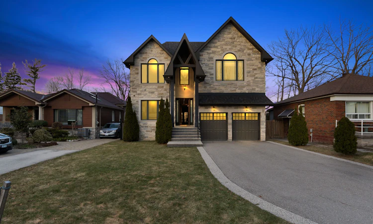 1487 Myron Drive