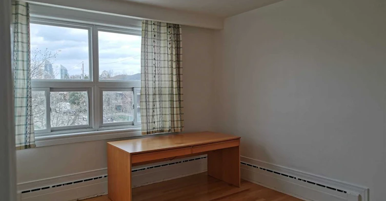Upper-407 Royal York Road, Toronto, ON, M8Y 2R8 - 2