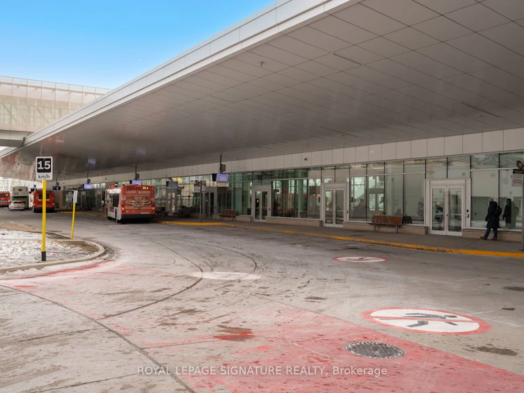 102-101 Subway Crescent, Toronto, ON, M9B 6K4 - 27