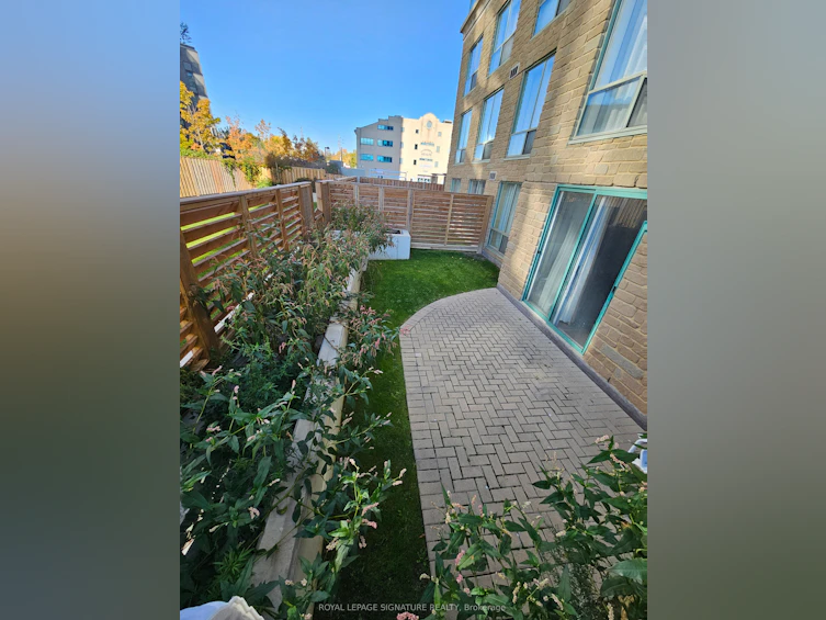 102-101 Subway Crescent, Toronto, ON, M9B 6K4 - 14