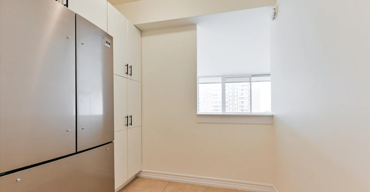 602-19 Four Winds Drive, Toronto, ON, M3J 2S9 - 15