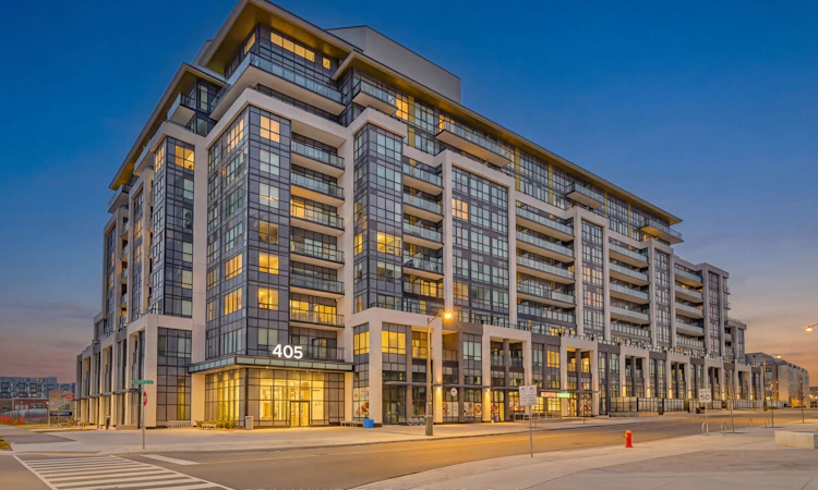 421-405 Dundas Street
