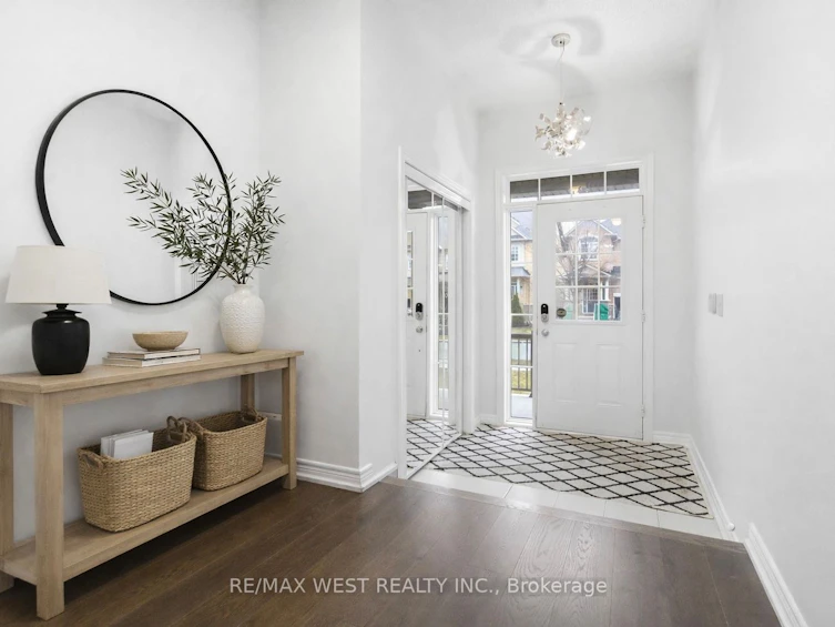 116 Lesabre Crescent, Brampton, ON, L6P 0W4 - 2