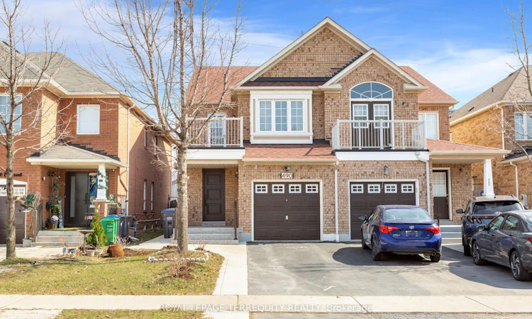 490 Orange Walk Crescent