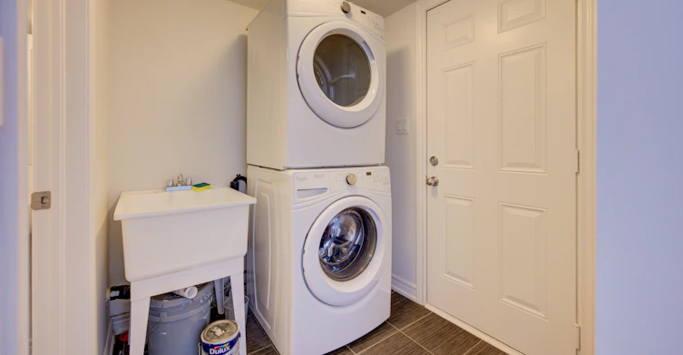 40-9 Aspen Hills Road, Brampton, ON, L6Y 6E3 - 7