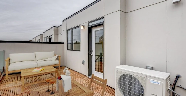 Th7-24 Fieldway Road, Toronto, ON, M8Z 3L1 - 17