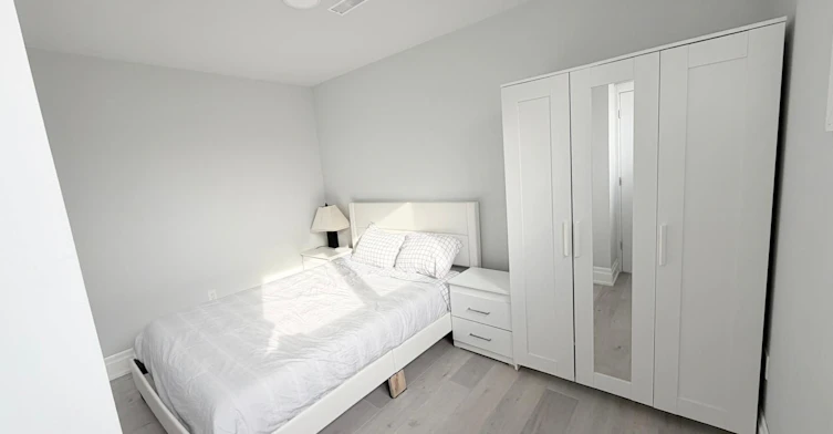 Lower-25 Duffield Road E, Toronto, ON, M9P 3C8 - 17