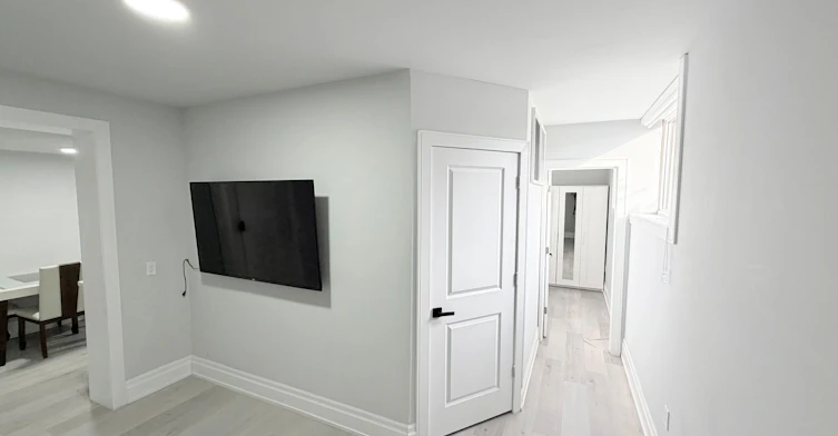 Lower-25 Duffield Road E, Toronto, ON, M9P 3C8 - 14