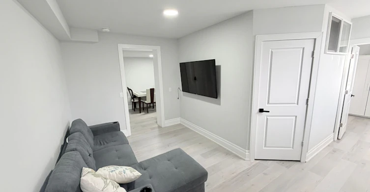 Lower-25 Duffield Road E, Toronto, ON, M9P 3C8 - 8