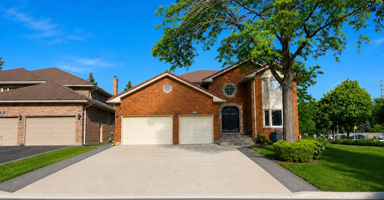 BSMT-1876 Grosvenor Place, Mississauga, ON, L5L 3V5