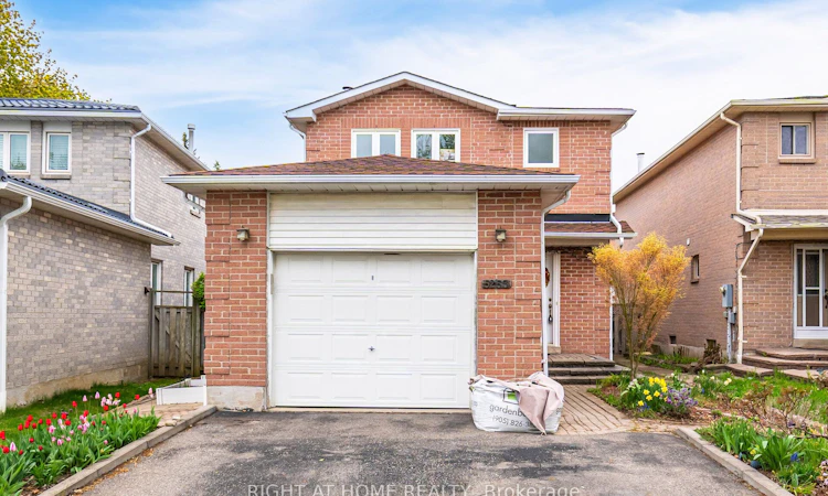 5253 Palomar Crescent
