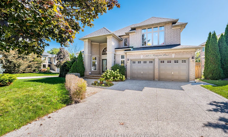 2204 Carpenters Circle