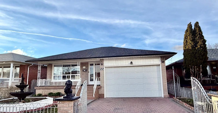 55 Maryhill Drive, Toronto, ON, M9V 3C3