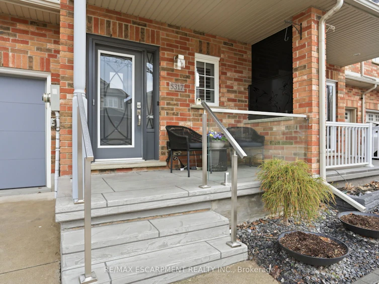 5317 Applegarth Drive, Burlington, ON, L7L 7E3 - 3