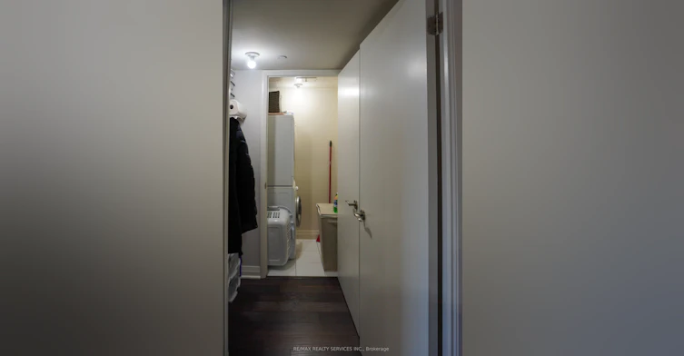 611-5 Valhalla Inn Road, Toronto, ON, M9B 1S9 - 14