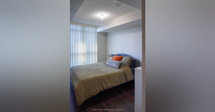 611-5 Valhalla Inn Road, Toronto, ON, M9B 1S9 - 8