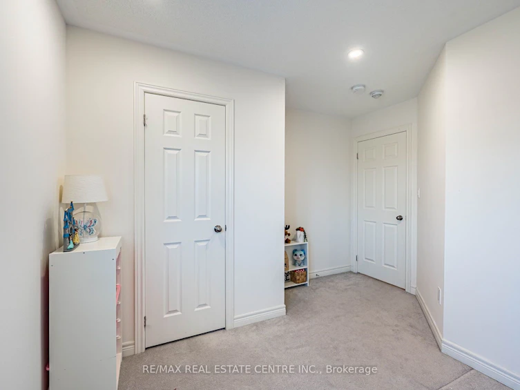 1067 Urell Way, Milton, ON, L9T 8V5 - 39