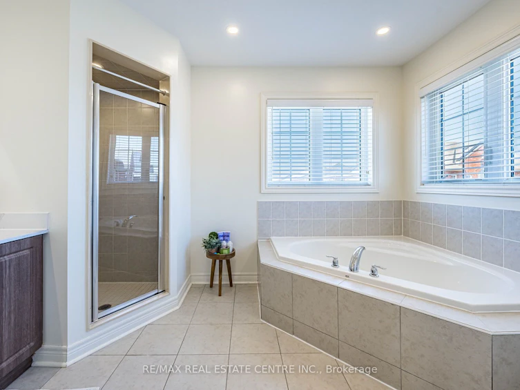 1067 Urell Way, Milton, ON, L9T 8V5 - 29