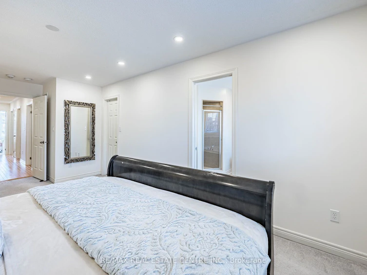 1067 Urell Way, Milton, ON, L9T 8V5 - 27