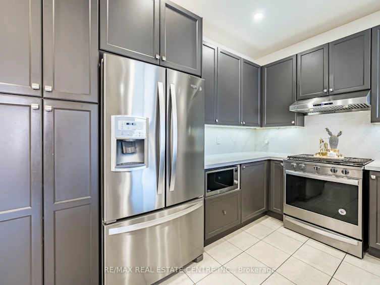 1067 Urell Way, Milton, ON, L9T 8V5 - 19
