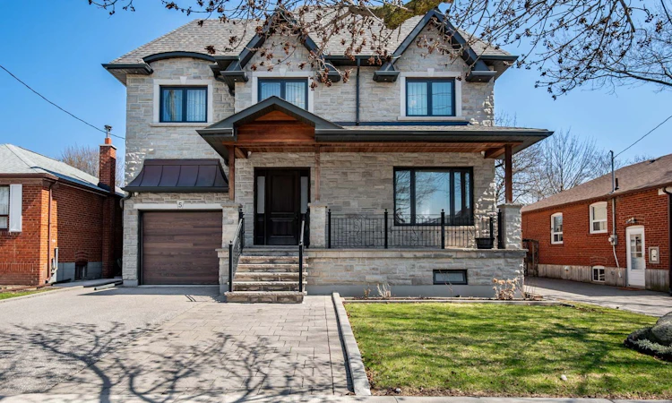 5 Paula Boulevard