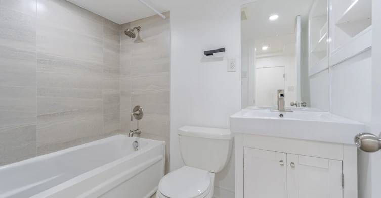 B-716 Brock Avenue, Toronto, ON, M6H 3P2 - 21