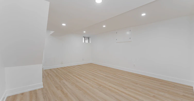 B-716 Brock Avenue, Toronto, ON, M6H 3P2 - 13