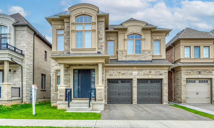 2438 Irene Crescent