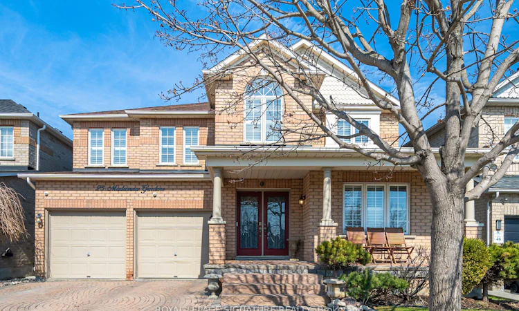25 Madronna Gardens