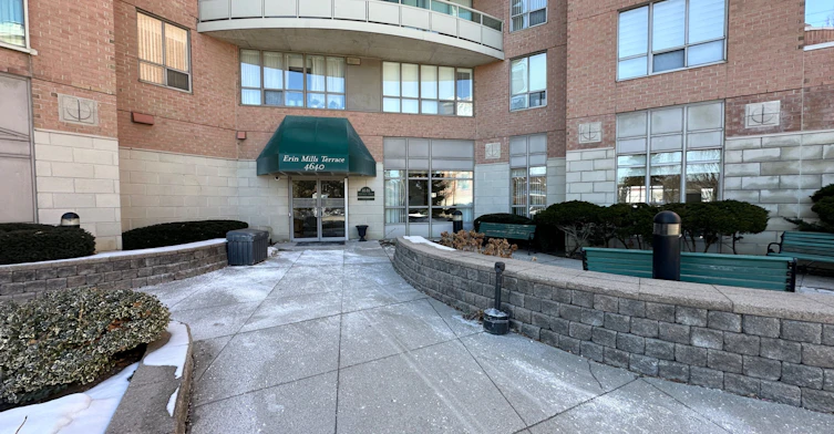 103-4640 Kimbermount Avenue, Mississauga, ON, L5M 5W6 - 2