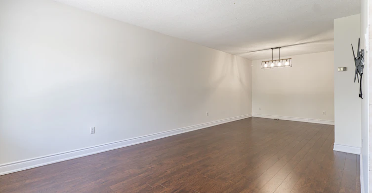 (Upper)-17 Manitou Crescent, Brampton, ON, L6S 2Z6 - 4