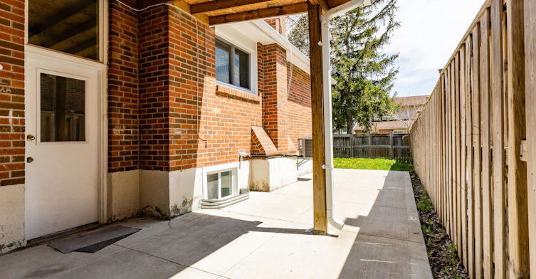 (Upper)-17 Manitou Crescent, Brampton, ON, L6S 2Z6 - 25