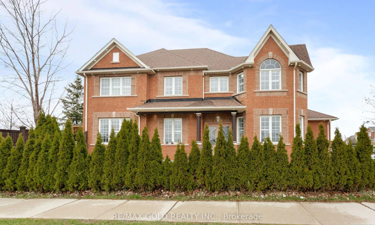 1090 Trudeau Drive
