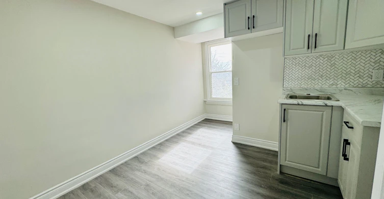 2nd Flr-196 Caledonia Road, Toronto, ON, M6E 4S7