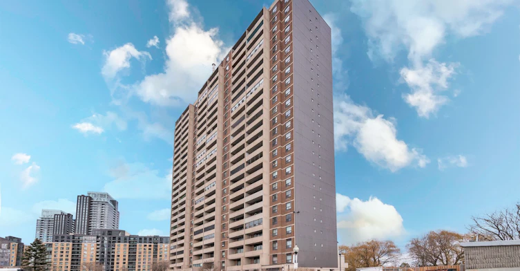 902-3390 Weston Road, Toronto, ON, M9M 2X3
