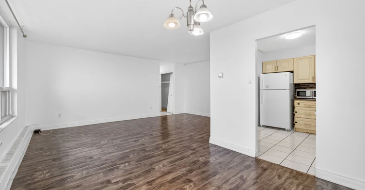 902-3390 Weston Road, Toronto, ON, M9M 2X3 - 16