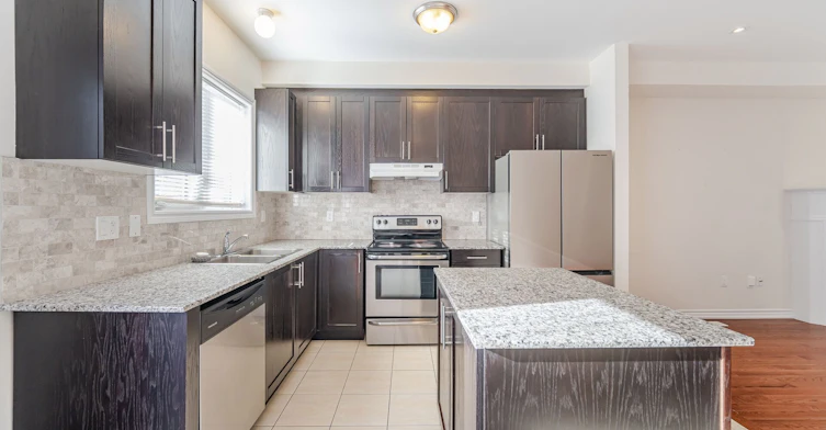 11 Yately Street, Brampton, ON, L7A 4R9 - 10