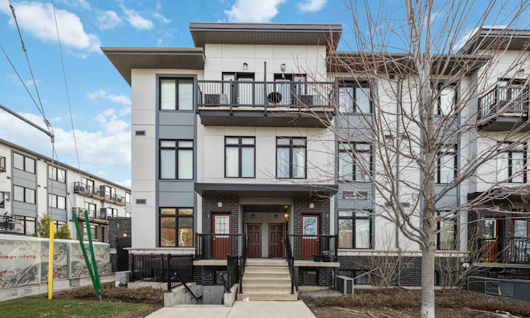 1-6 Bicknell Avenue