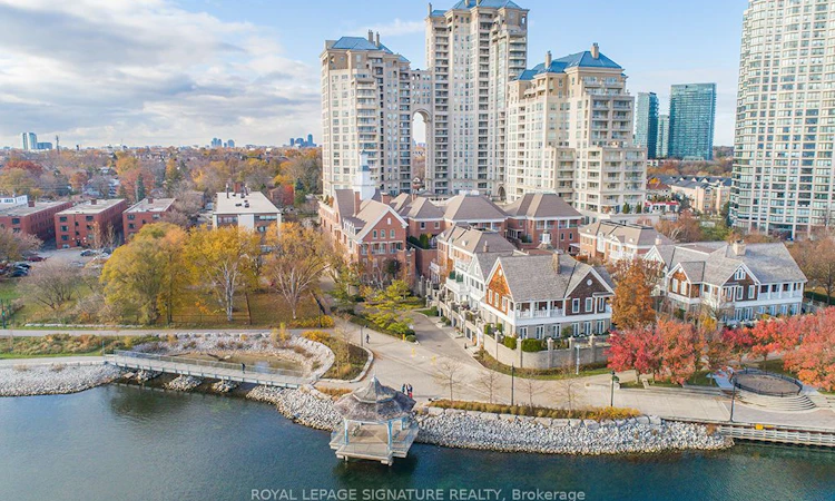 703-2285 Lake Shore Boulevard W