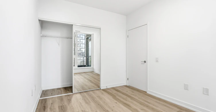 413-395 Square One Drive W, Mississauga, ON, L5B 0P6 - 18