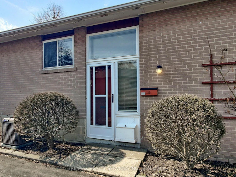 26 Carlyle Crescent, Brampton, ON, L6W 2Z1 - 6