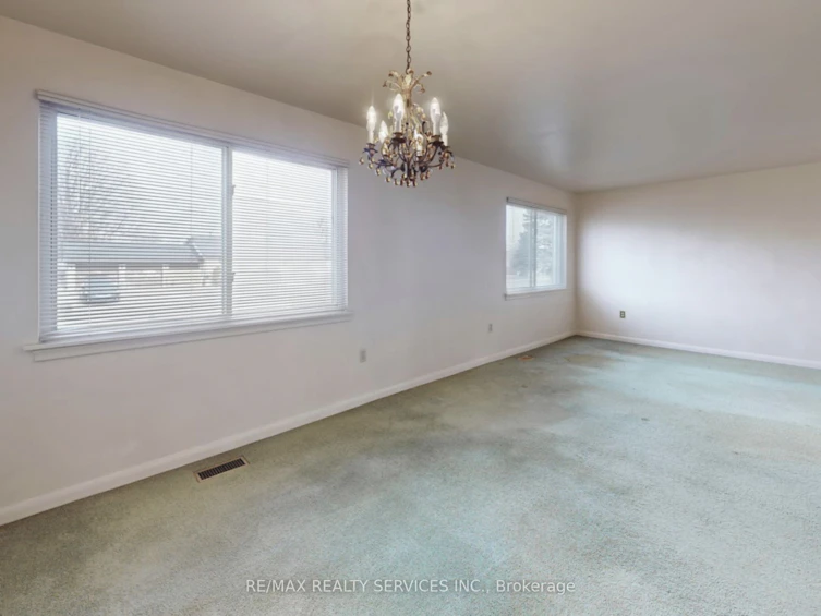 26 Carlyle Crescent, Brampton, ON, L6W 2Z1 - 8