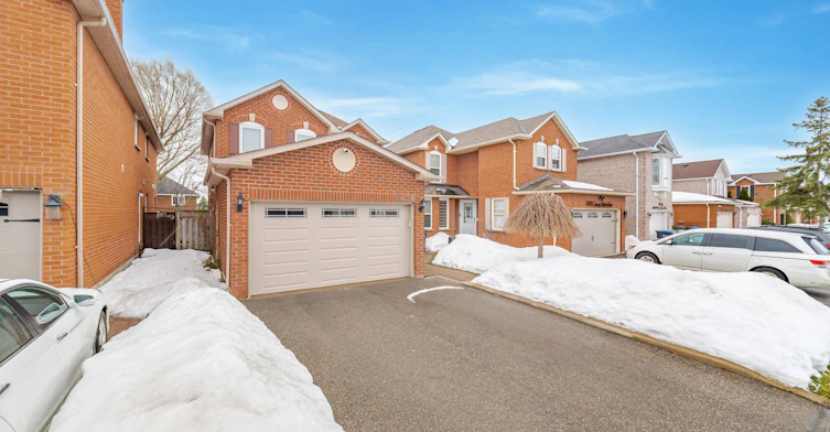 4426 Weeping Willow Drive, Mississauga, ON, L5V 1J9 - 3